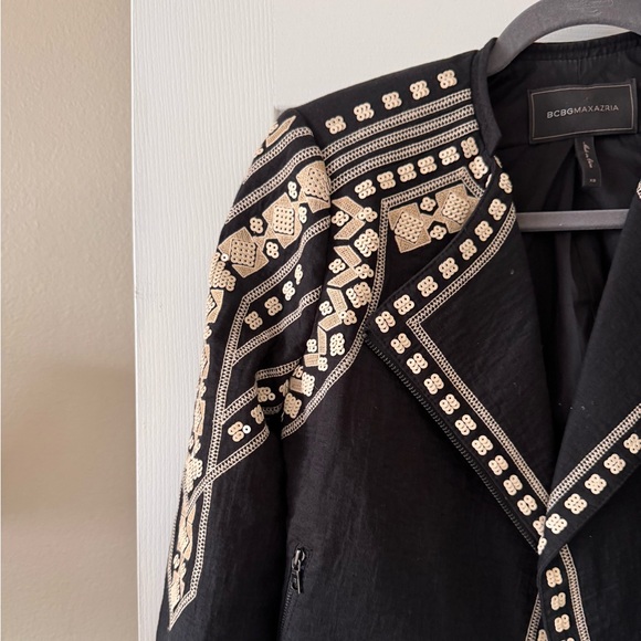 BCBGMaxAzria Black Jacket with Ivory Embellished Shoulders NWOT - Picture 4 of 8